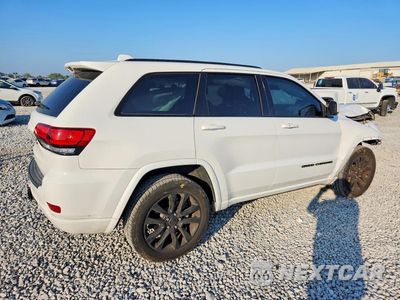 Trzecie zdjęcie samochodu z tyłu: 2021 JEEP GRAND CHEROKEE LAREDO VIN:1C4RJFAG1MC515077 - miniatura