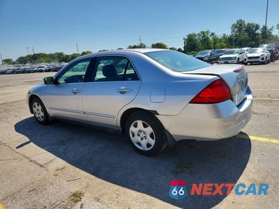 Drugie zdjęcie samochodu z przodu: 2007 HONDA ACCORD LX VIN:1HGCM56437A132166 - miniatura