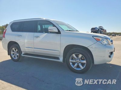 Czwarte zdjęcie samochodu z boku: 2013 LEXUS GX 460 VIN:JTJBM7FX9D5054137 - miniatura