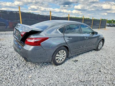 Trzecie zdjęcie samochodu z tyłu: 2018 NISSAN ALTIMA 2.5 S VIN:1N4AL3AP5JC233919 - miniatura