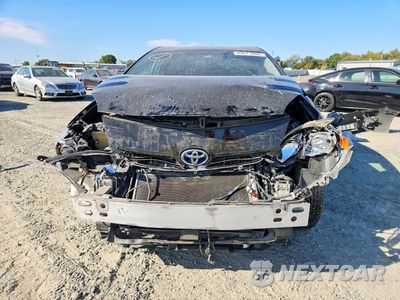 Piąte zdjęcie samochodu w środku: 2011 TOYOTA PRIUS THREE VIN:JTDKN3DU5B0247929 - miniatura