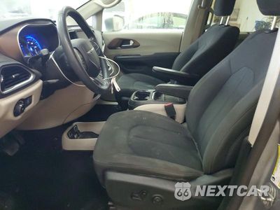 Zdjęcie 7 z 14 samochodu: 2019 CHRYSLER PACIFICA TOURING PLUS VIN:2C4RC1FG5KR576717 - miniatura