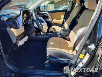 Zdjęcie 7 z 13 samochodu: 2018 TOYOTA RAV4 HYBRID XLE VIN:JTMRJREV9JD209843 - miniatura