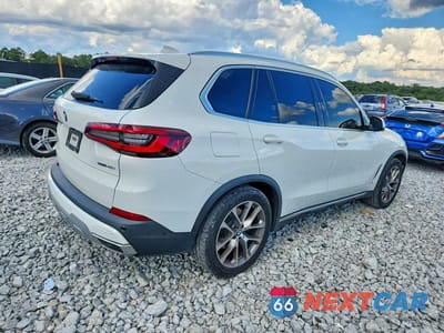 Trzecie zdjęcie samochodu z tyłu: 2021 BMW X5 SDRIVE 40I VIN:5UXCR4C07M9F47646 - miniatura
