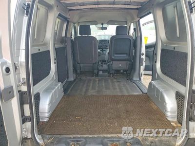 Zdjęcie 10 z 13 samochodu: 2015 NISSAN NV200 DELIVERY VAN VIN:3N6CM0KN0FK695296 - miniatura