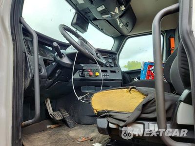 Zdjęcie 7 z 12 samochodu: 2025 FREIGHTLINER CASCADIA 116