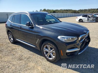 Czwarte zdjęcie samochodu z boku: 2021 BMW X3 SDRIVE30I VIN:5UXTY3C07M9H37752 - miniatura