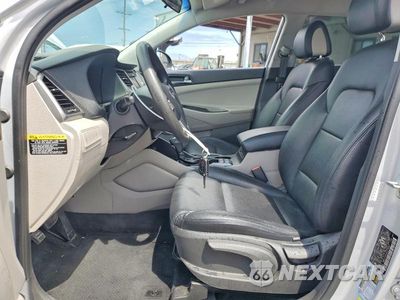 Zdjęcie 7 z 14 samochodu: 2017 HYUNDAI TUCSON SE VIN:KM8J23A45HU378087 - miniatura