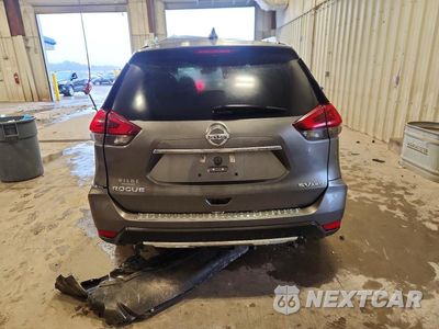 Zdjęcie 6 z 13 samochodu: 2018 NISSAN ROGUE SV VIN:5N1AT2MV0JC790828 - miniatura