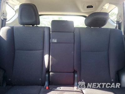 Zdjęcie 10 z 13 samochodu: 2017 TOYOTA RAV4 HYBRID XLE VIN:JTMRJREV1HD111075 - miniatura