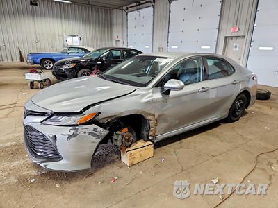 2020 TOYOTA CAMRY XLE 4T1F31AK0LU537936 - główne zdjęcie licytacji z USA - miniatura