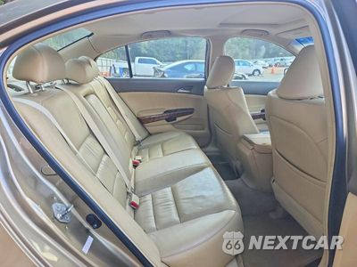 Zdjęcie 10 z 12 samochodu: 2008 HONDA ACCORD EXL VIN:1HGCP26818A069272 - miniatura
