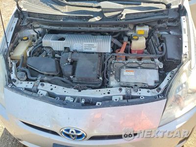 Zdjęcie 11 z 12 samochodu: 2011 TOYOTA PRIUS THREE VIN:JTDKN3DU5B5373016 - miniatura