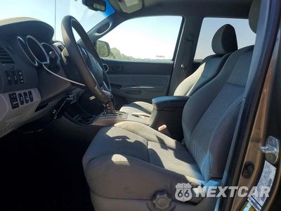 Zdjęcie 7 z 12 samochodu: 2013 TOYOTA TACOMA V6 VIN:5TFLU4EN0DX065585 - miniatura