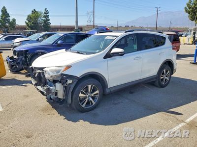 2017 TOYOTA RAV4 XLE JTMWFREV1HJ102057 - główne zdjęcie licytacji z USA - miniatura