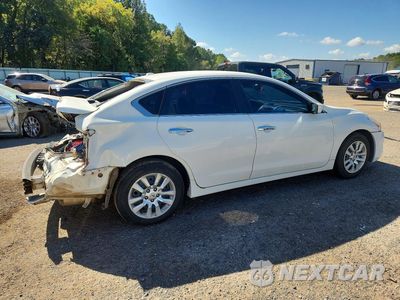 Trzecie zdjęcie samochodu z tyłu: 2015 NISSAN ALTIMA 2.5 S VIN:1N4AL3AP7FN395000 - miniatura