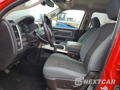 Zdjęcie 7 z 13 samochodu: 2018 RAM 1500 SLT VIN:1C6RR7LT7JS332624 - miniatura