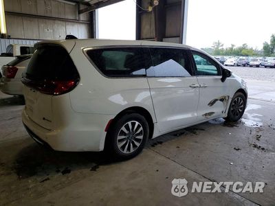Trzecie zdjęcie samochodu z tyłu: 2023 CHRYSLER PACIFICA HYBRID TOURING L VIN:2C4RC1L74PR579801 - miniatura