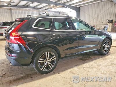 Trzecie zdjęcie samochodu z tyłu: 2018 VOLVO XC60 T6 VIN:LYVA22RK3JB073107 - miniatura