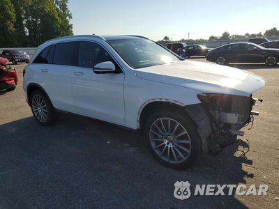 Czwarte zdjęcie samochodu z boku: 2020 MERCEDES-BENZ GLC 300 4MATIC VIN:W1N0G8EB2LF757349 - miniatura