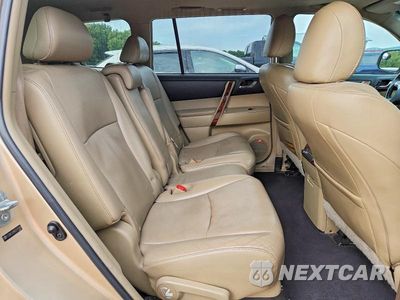 Zdjęcie 11 z 13 samochodu: 2012 TOYOTA HIGHLANDER LIMITED VIN:5TDDK3EH9CS111188 - miniatura