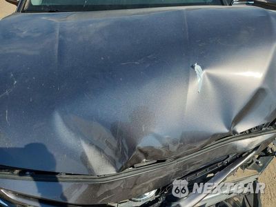 Zdjęcie 11 z 13 samochodu: 2018 TOYOTA CAMRY SE VIN:4T1B11HKXJU055126 - miniatura
