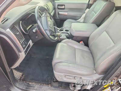 Zdjęcie 7 z 13 samochodu: 2018 TOYOTA SEQUOIA LIMITED VIN:5TDKY5G19JS071354 - miniatura
