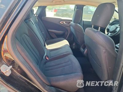 Zdjęcie 10 z 12 samochodu: 2015 CHRYSLER 200 LIMITED VIN:1C3CCCAB0FN576807 - miniatura