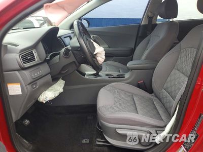 Zdjęcie 7 z 13 samochodu: 2018 KIA NIRO LX VIN:KNDCB3LC7J5123913 - miniatura