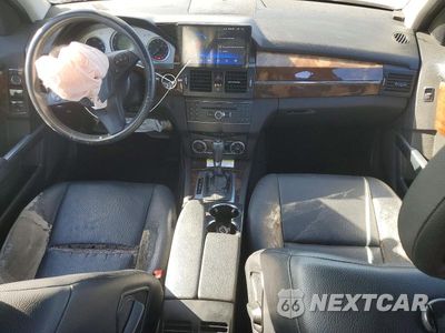 Zdjęcie 8 z 13 samochodu: 2012 MERCEDES-BENZ GLK 350 VIN:WDCGG5GB5CF734577 - miniatura
