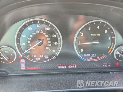 Zdjęcie 9 z 12 samochodu: 2013 BMW 528 XI VIN:WBAXH5C5XDDW12634 - miniatura
