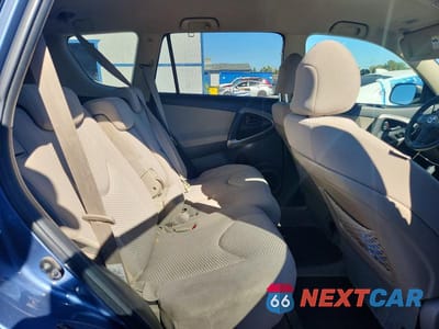 Zdjęcie 11 z 13 samochodu: 2008 TOYOTA RAV4 LIMITED VIN:JTMBD31V186078644 - miniatura