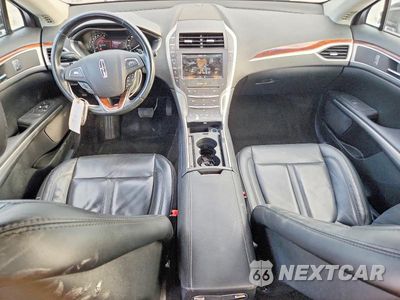 Zdjęcie 8 z 13 samochodu: 2015 LINCOLN MKZ VIN:3LN6L2J95FR607560 - miniatura