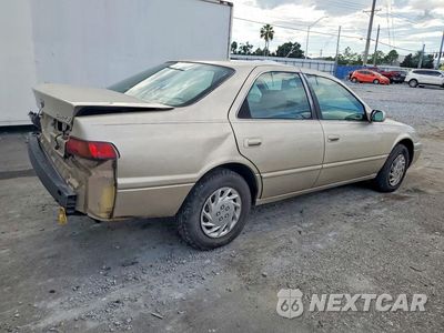 Trzecie zdjęcie samochodu z tyłu: 1998 TOYOTA CAMRY LE VIN:4T1BG22KXWU234061 - miniatura