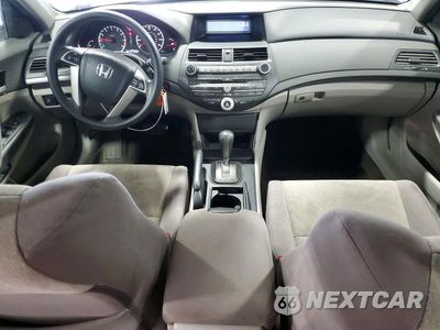 Zdjęcie 8 z 12 samochodu: 2010 HONDA ACCORD LX VIN:1HGCP2F33AA109569 - miniatura