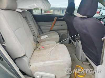 Zdjęcie 11 z 14 samochodu: 2008 TOYOTA HIGHLANDER HYBRID VIN:JTEEW41A282008647 - miniatura