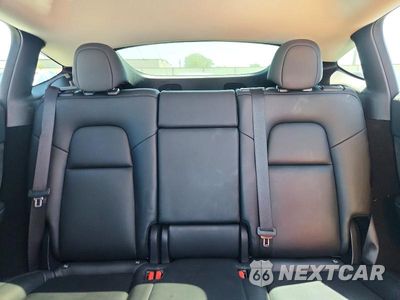 Zdjęcie 10 z 14 samochodu: 2022 TESLA MODEL Y VIN:7SAYGDEE2NA015408 - miniatura