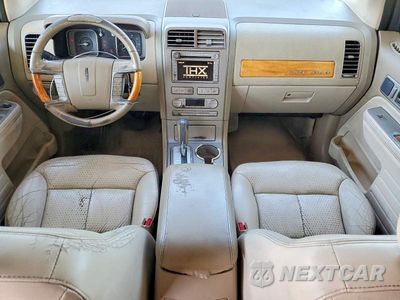 Zdjęcie 8 z 13 samochodu: 2007 LINCOLN MKX VIN:2LMDU68C27BJ03873 - miniatura