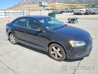 Czwarte zdjęcie samochodu z boku: 2014 VOLKSWAGEN JETTA TDI VIN:3VWLL7AJ2EM227941 - miniatura