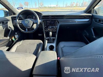 Zdjęcie 9 z 10 samochodu: 2022 VOLKSWAGEN PASSAT R-LINE VIN:1VWMA7A33NC005566 - miniatura