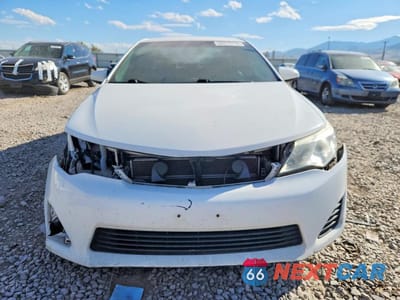 Piąte zdjęcie samochodu w środku: 2012 TOYOTA CAMRY HYBRID LE VIN:4T1BD1FK4CU034351 - miniatura