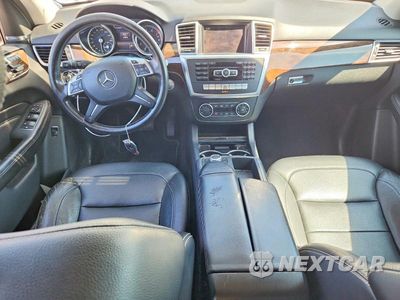 Zdjęcie 8 z 13 samochodu: 2015 MERCEDES-BENZ ML 350 4MATIC VIN:4JGDA5HBXFA585105 - miniatura