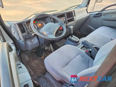 Zdjęcie 8 z 13 samochodu: 2017 ISUZU NQR VIN:JALE5W169H7900975 - miniatura