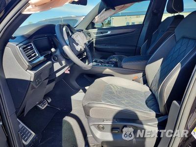 Zdjęcie 7 z 12 samochodu: 2025 VOLKSWAGEN ATLAS CROSS SPORT SEL PREMIUM R-LINE VIN:1V2FE2CA2SC226844 - miniatura