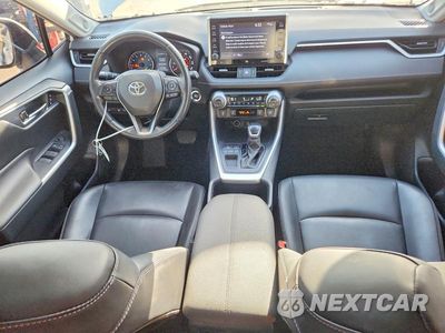 Zdjęcie 8 z 13 samochodu: 2022 TOYOTA RAV4 XLE PREMIUM VIN:JTMC1RFV4NJ023767 - miniatura