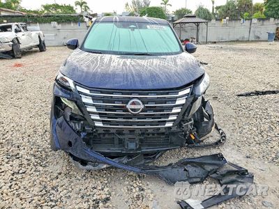 Piąte zdjęcie samochodu w środku: 2025 NISSAN ROGUE SV VIN:5N1BT3BA2SC840057 - miniatura