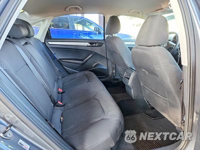 Zdjęcie 10 z 12 samochodu: 2013 VOLKSWAGEN PASSAT S VIN:1VWAP7A30DC077602 - miniatura