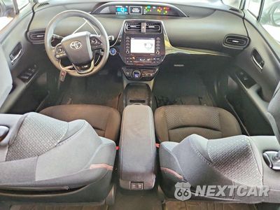Zdjęcie 8 z 12 samochodu: 2021 TOYOTA PRIUS LE AWD-E VIN:JTDL9MFU7M3024904 - miniatura