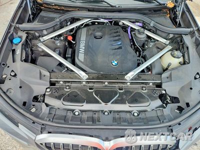 Zdjęcie 12 z 13 samochodu: 2025 BMW X7 XDRIVE40I VIN:5UX23EM07S9Y16546 - miniatura