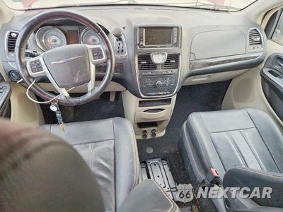 Zdjęcie 8 z 13 samochodu: 2013 CHRYSLER TOWN & COUNTRY TOURING VIN:2C4RC1BG9DR777657 - miniatura